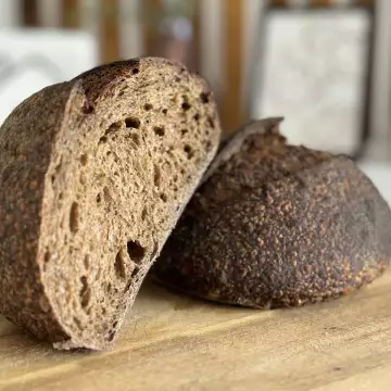 Scalded Wheat Bread with Red Malt photo 2