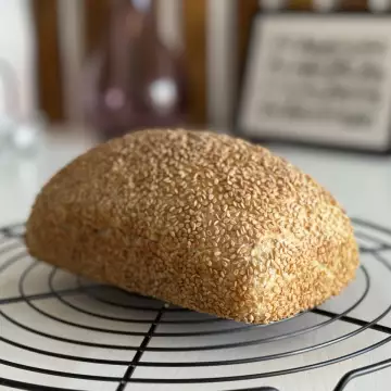 Semolina Bread with Sesame Seeds photo 3