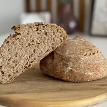 Big Photo of Spelt Bread with Seeds